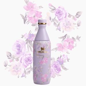 Brand New in Box Stanley x Love Shack Fancy All Day Slim Bottle